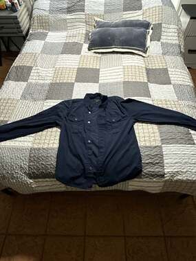 Free Assembly Men's Long Sleeve Work Shirt with Two Chest Pockets - Navy Blue